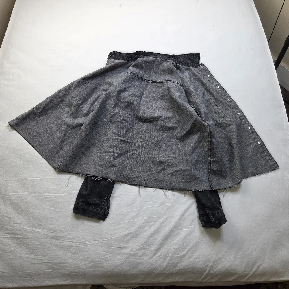 Custom Distressed Black Denim Jacket Black‎ Dog Graphic Grunge Streetwear Size L